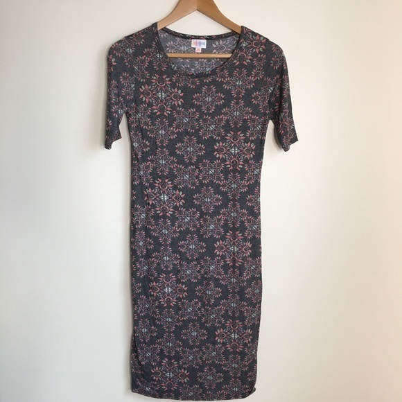 Lularoe Julia‎ Dress Mosaic Print Short Sleeve Womens Size XS - Picture 1 of 4